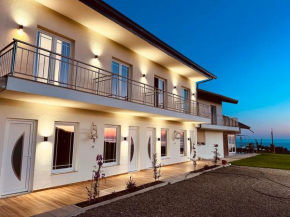 Sol Apartments Gjiri Lalzit